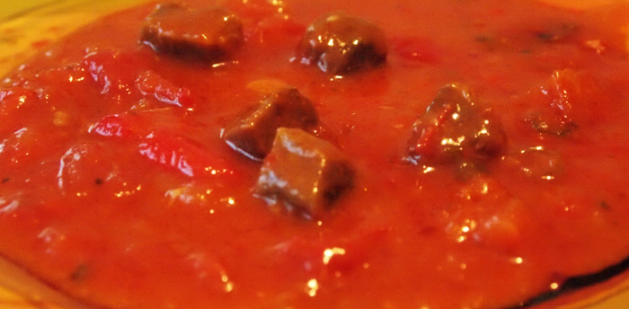 Телешко месо с домати и джинджифил